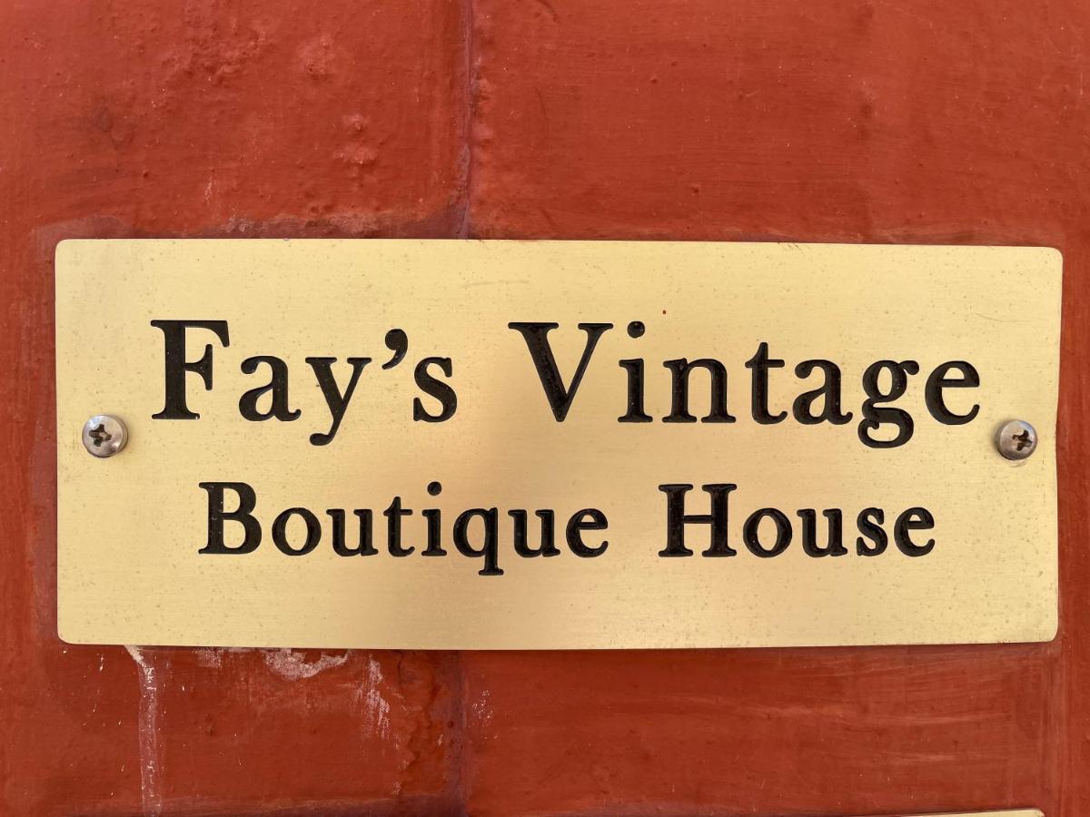 Apartment Fay's Vintage Boutique House